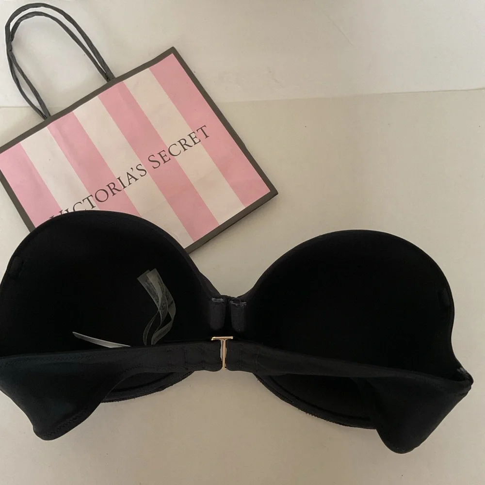 Victorias Secret Black Strapless Bikini Top Size  36DD NWOT